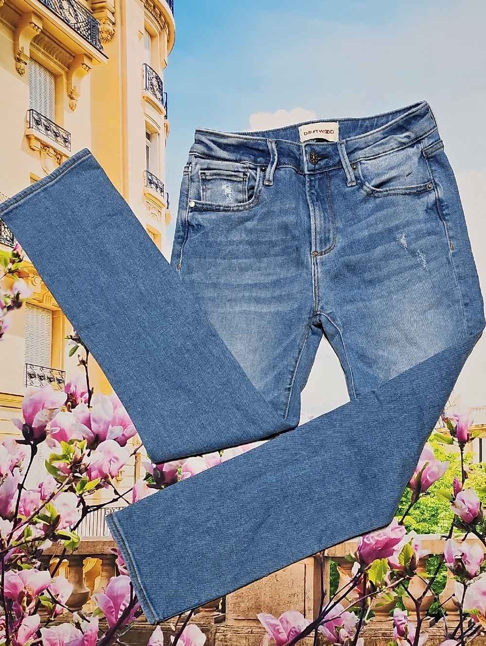 Driftwood‎ Distressed Cropped Jeans Size 24